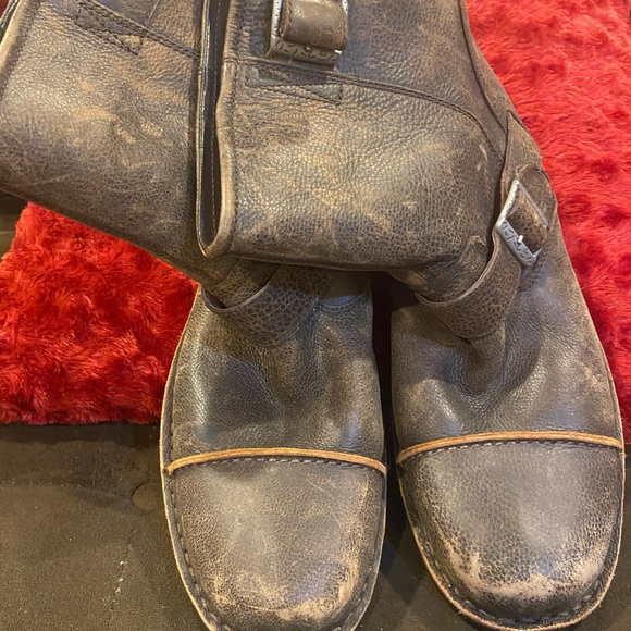 UGG boots for men - Picture 3 of 8